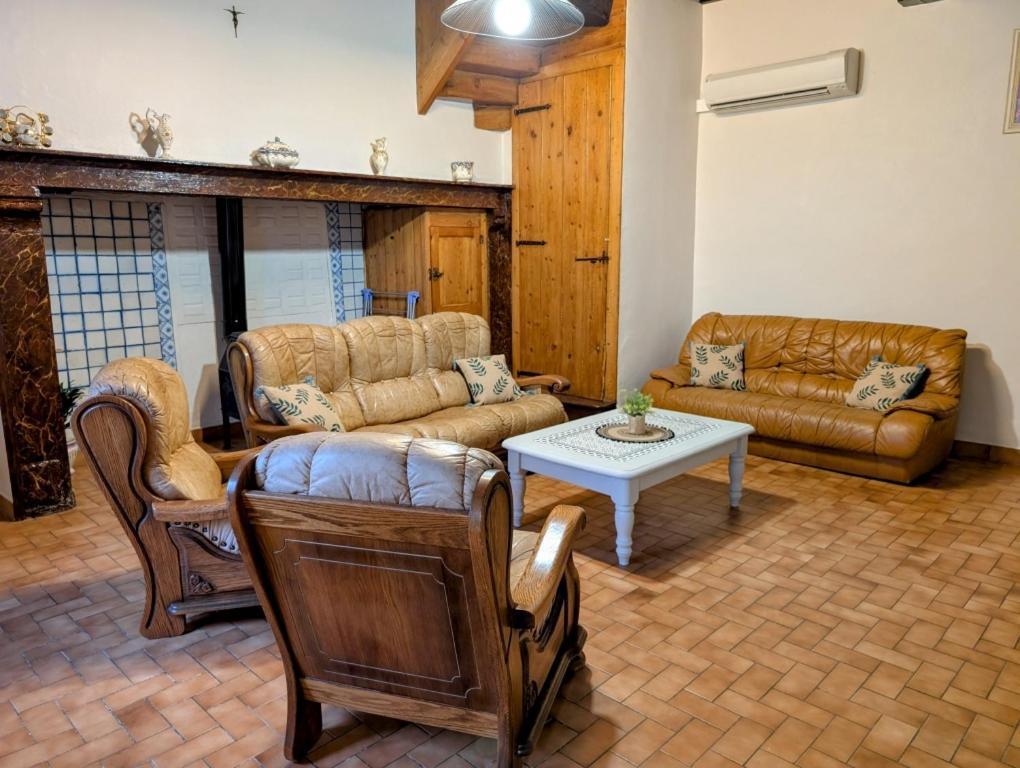 Vila La Ferme Des Pierrettes Menneville Exteriér fotografie